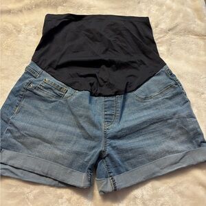 Super comfy jean Maternity Shorts